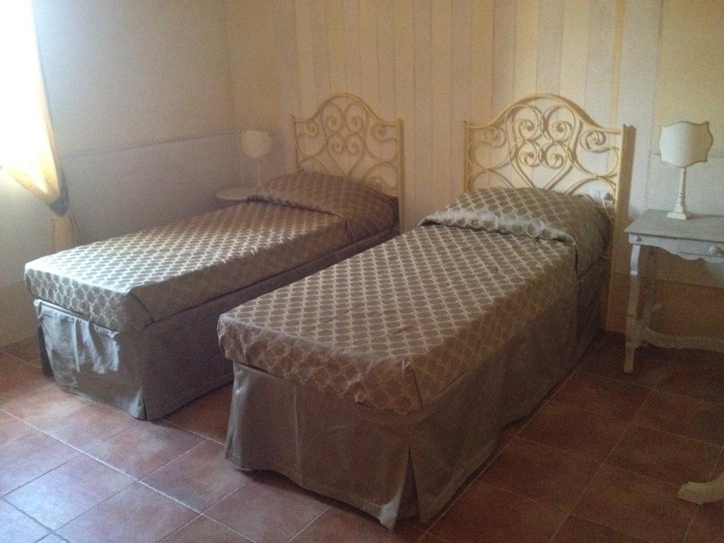 La Locanda Di Ortimino Montespertoli Pokoj fotografie