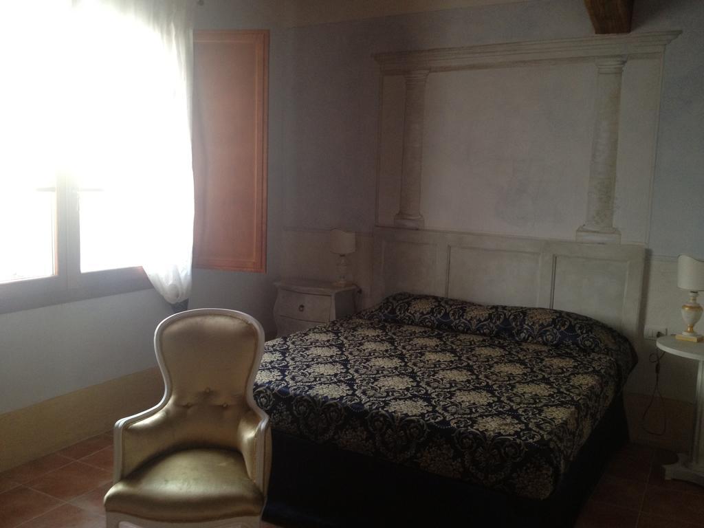 La Locanda Di Ortimino Montespertoli Pokoj fotografie